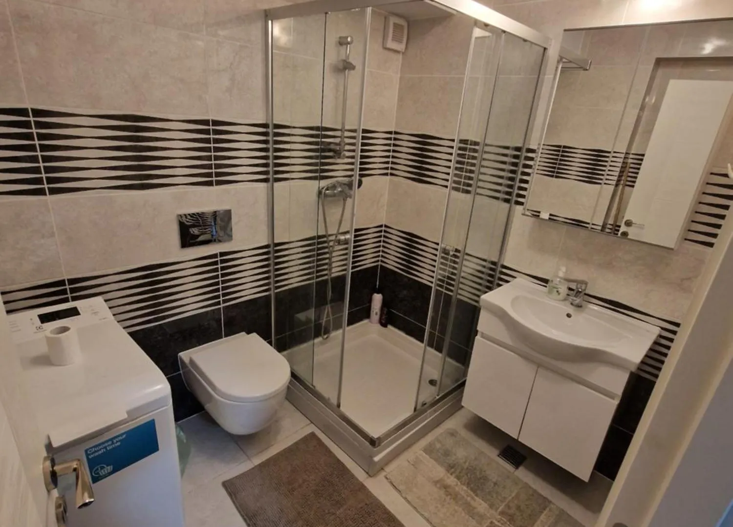 Airplane By Airport Residence Otopeni Apartment